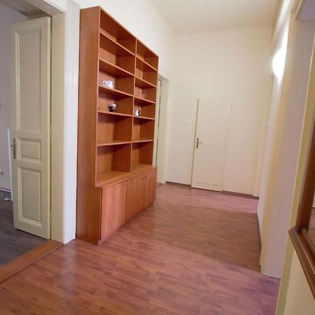 Comfort 2Bedrooms Quite Place!-Vinohrady Praga Exterior foto